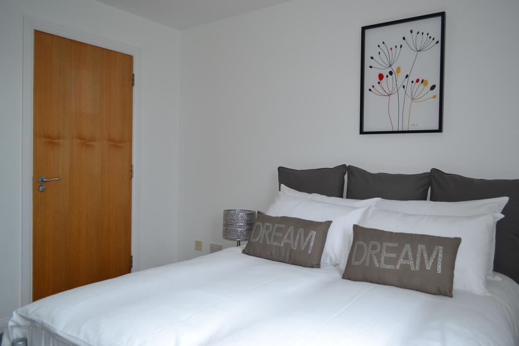 Ultra Urban Belfast Corporate Apartments Bagian luar foto