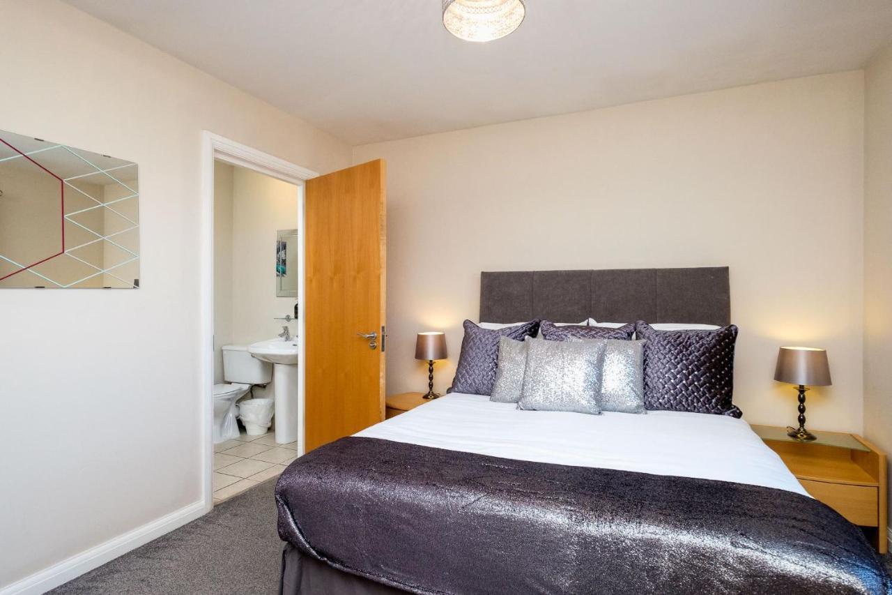 Ultra Urban Belfast Corporate Apartments Bagian luar foto